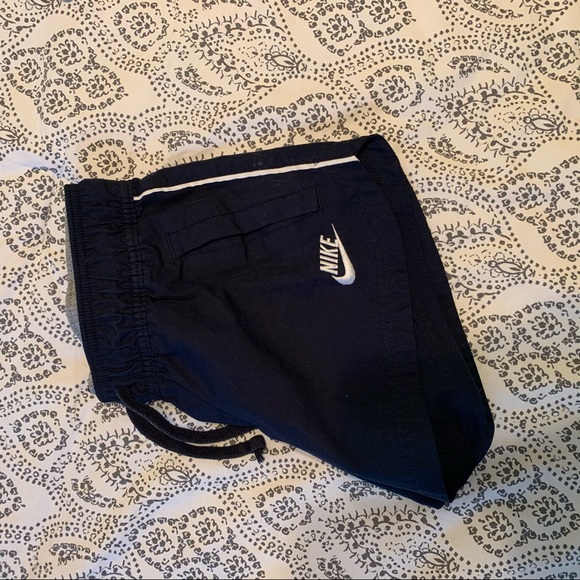 Vintage Nike Shorts! - Picture 6 of 6